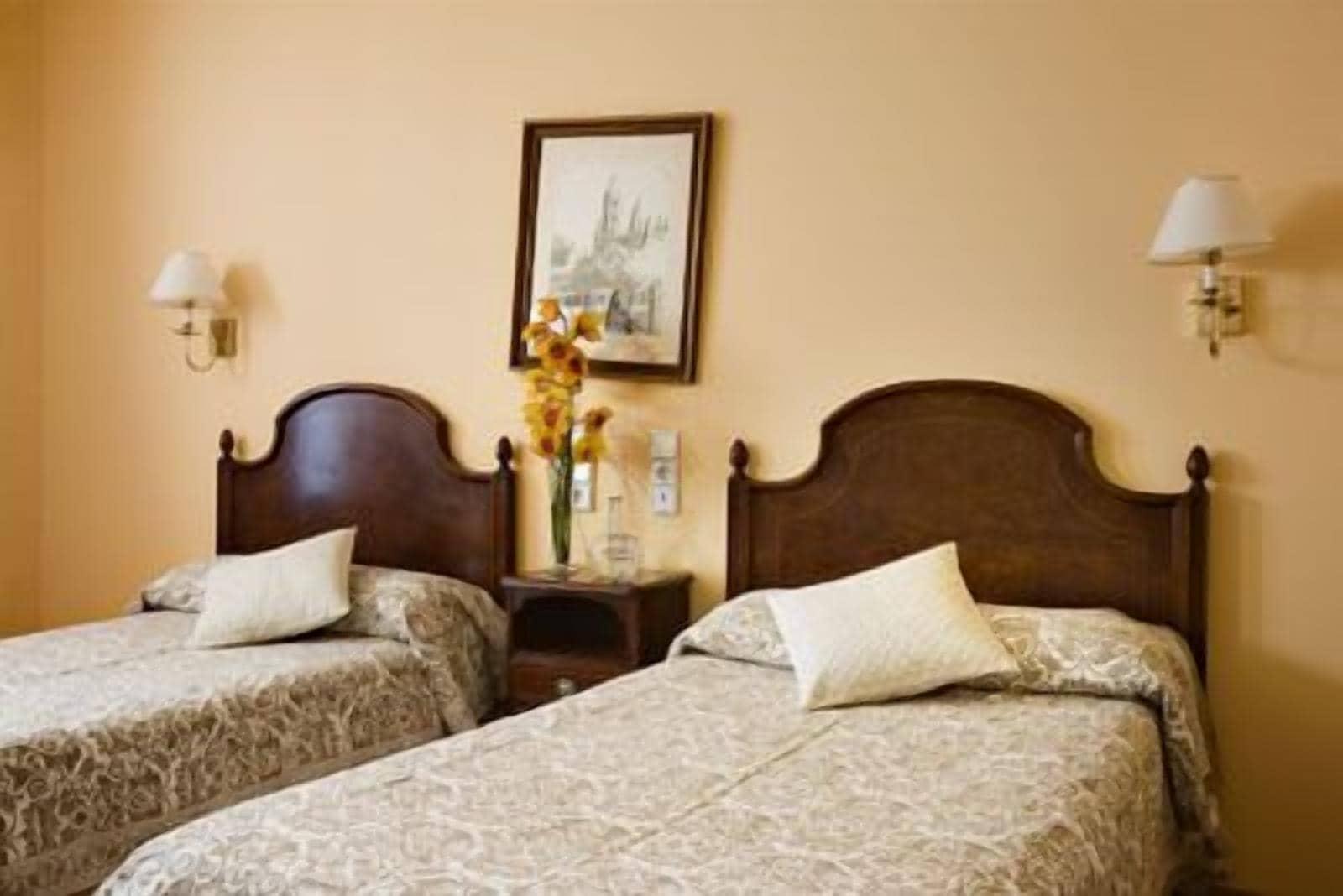 Hotel Roma Valladolid Phòng bức ảnh