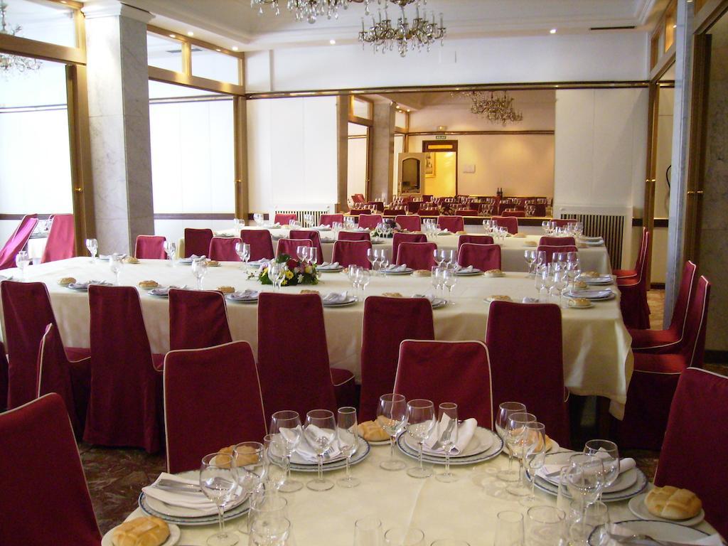 Hotel Roma Valladolid Ngoại thất bức ảnh