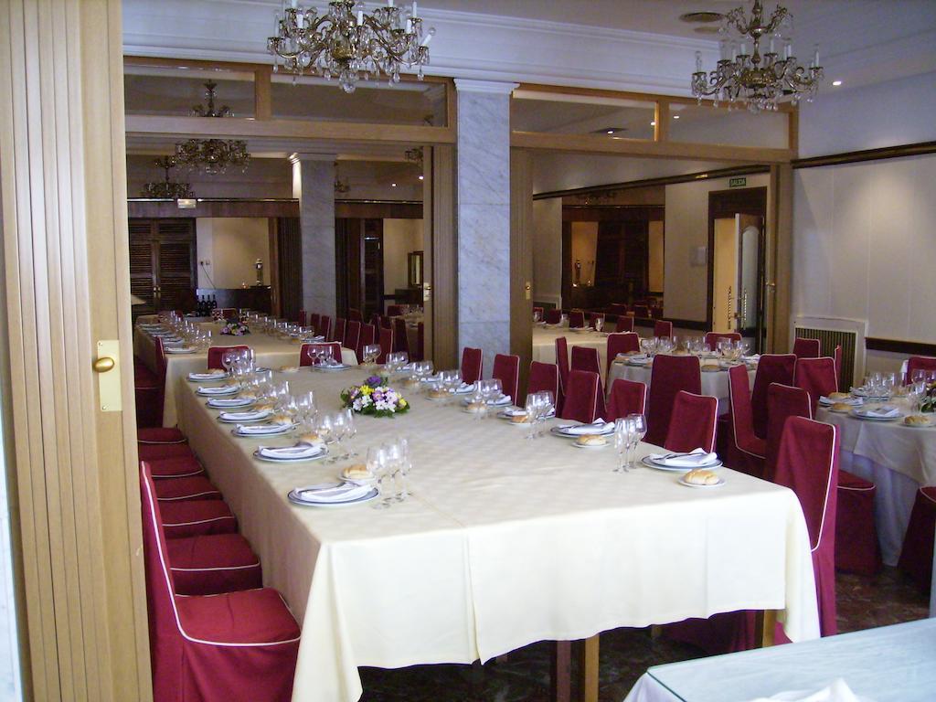 Hotel Roma Valladolid Ngoại thất bức ảnh